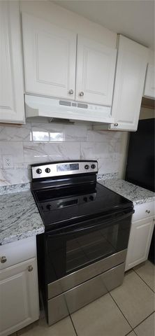 19600 SW 110th Court 213, Cutler Bay, FL 33157