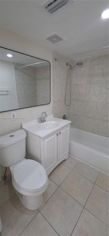 19600 SW 110th Court 213, Cutler Bay, FL 33157