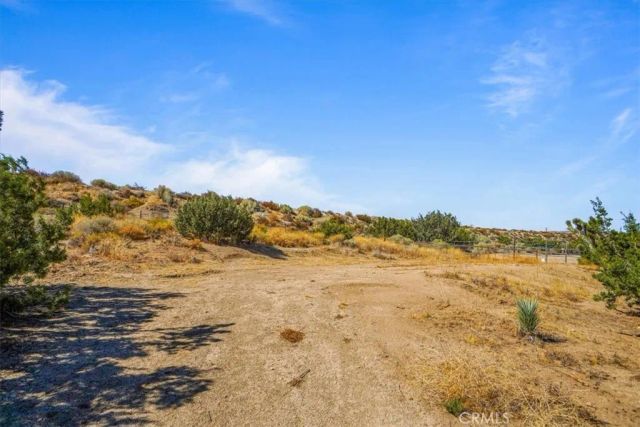 12332 E Avenue X, Pearblossom, CA 93553