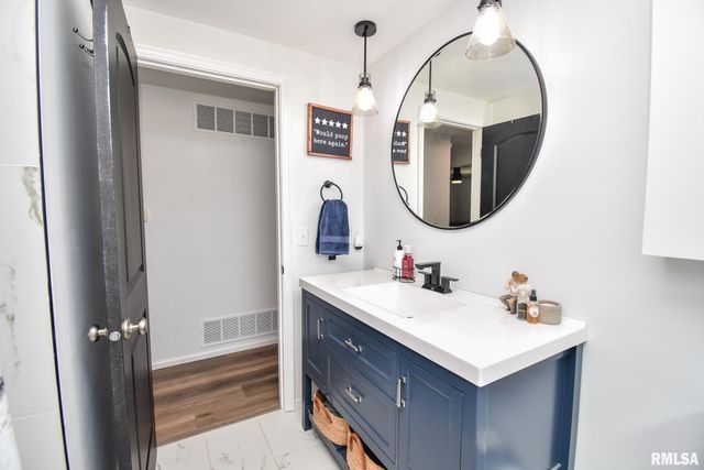 701 BELAIRE Drive, Washington, IL 61571