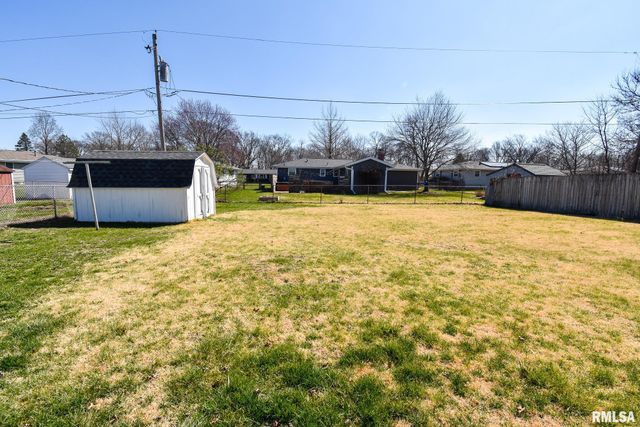 701 BELAIRE Drive, Washington, IL 61571