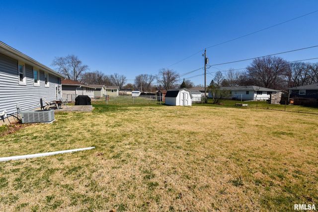 701 BELAIRE Drive, Washington, IL 61571