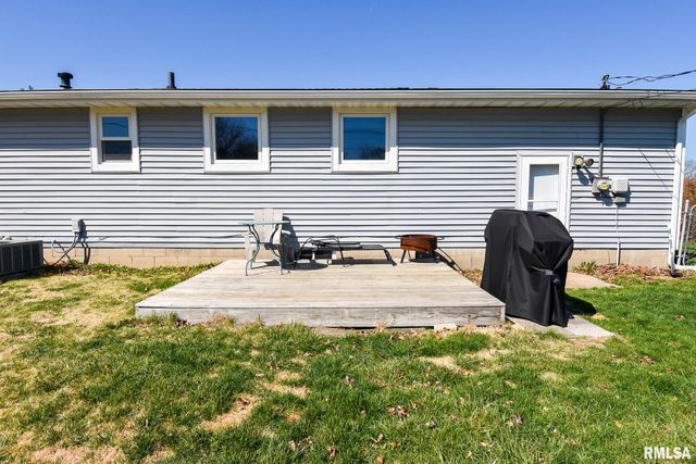 701 BELAIRE Drive, Washington, IL 61571