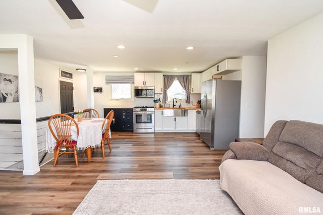 701 BELAIRE Drive, Washington, IL 61571