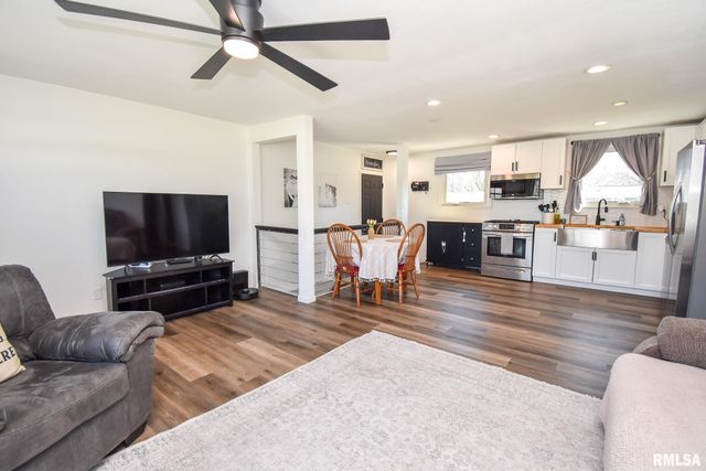 701 BELAIRE Drive, Washington, IL 61571