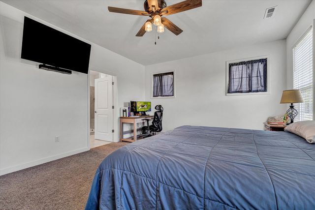 2145 Kings Walk DR, Roanoke, VA 24012