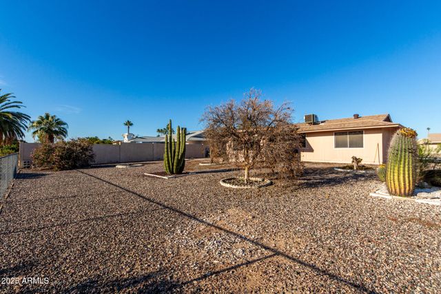 9739 W Alabama Avenue W, Sun City, AZ 85351