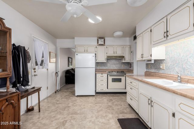 9739 W Alabama Avenue W, Sun City, AZ 85351