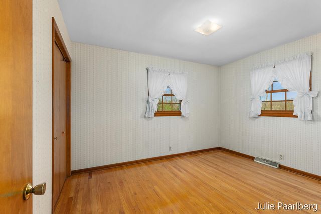 6343 Egan Avenue SE, Caledonia, MI 49316