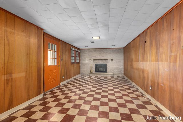 6343 Egan Avenue SE, Caledonia, MI 49316
