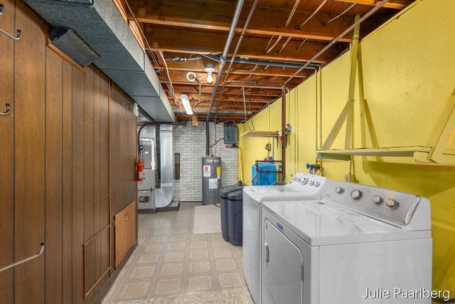 6343 Egan Avenue SE, Caledonia, MI 49316