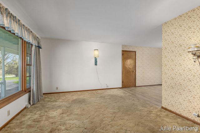 6343 Egan Avenue SE, Caledonia, MI 49316