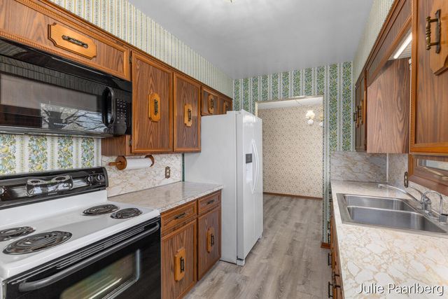 6343 Egan Avenue SE, Caledonia, MI 49316