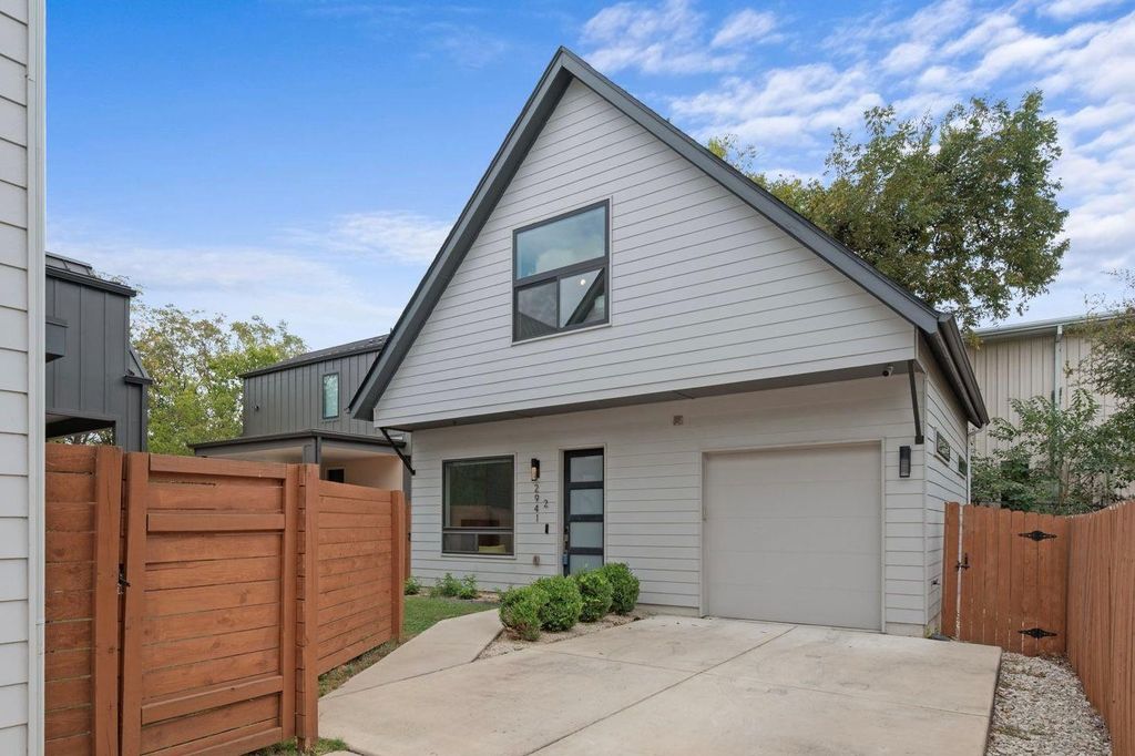 2941 E 14th ST 2, Austin, TX 78702