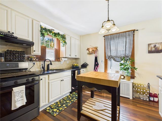 55 Philmont Avenue, Cranston, RI 02910