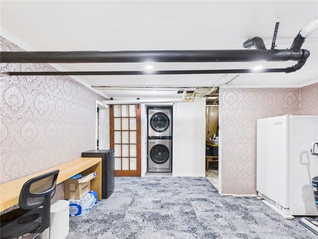 55 Philmont Avenue, Cranston, RI 02910