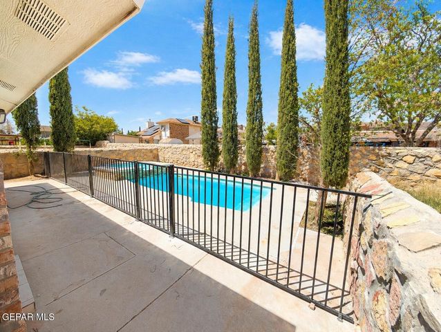 11409 CHICKASAW Drive, El Paso, TX 79936