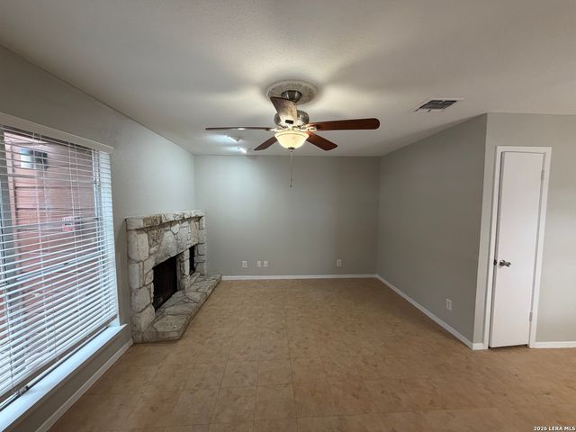 10527 Perrin Beitel Rd Apt C102, San Antonio, TX 78217