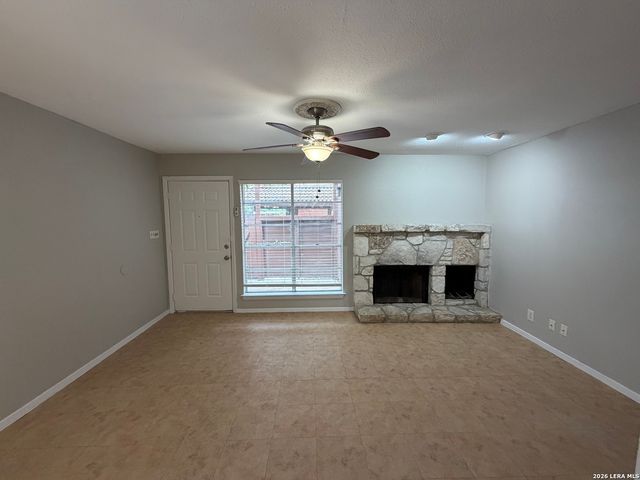 10527 Perrin Beitel Rd Apt C102, San Antonio, TX 78217