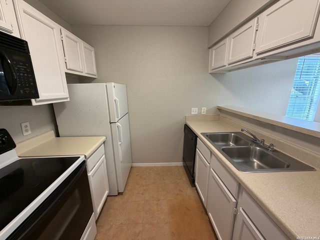 10527 Perrin Beitel Rd Apt C102, San Antonio, TX 78217