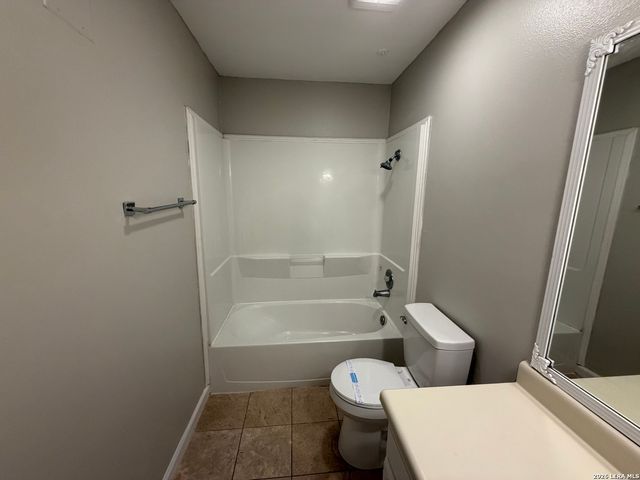 10527 Perrin Beitel Rd Apt C102, San Antonio, TX 78217