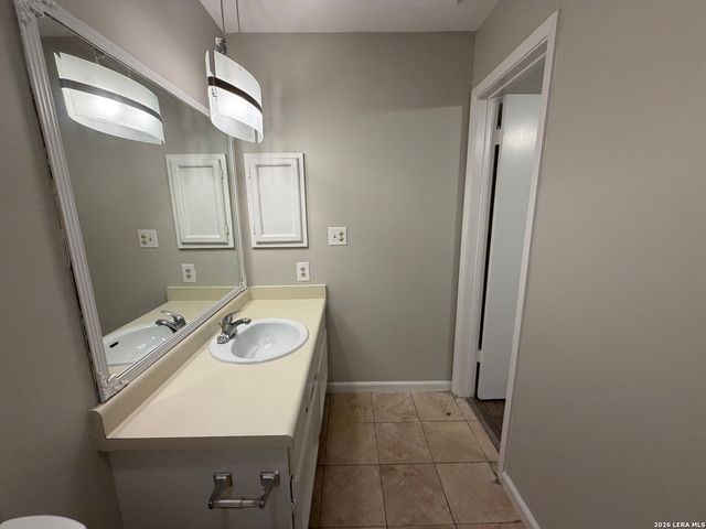 10527 Perrin Beitel Rd Apt C102, San Antonio, TX 78217