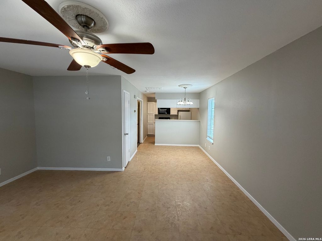10527 Perrin Beitel Rd Apt C102, San Antonio, TX 78217