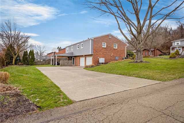 625 Ray Dr, Carnegie, PA 15106