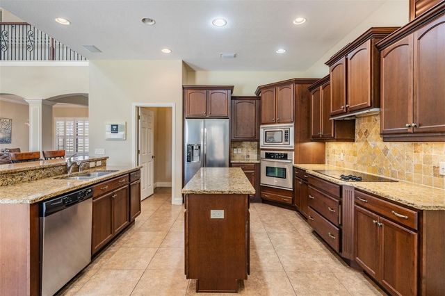 12408 EAGLES ENTRY DRIVE, Odessa, FL 33556