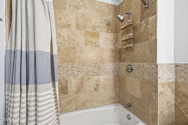 801 N 4th Street Apt 502, Wilmington, NC 28401