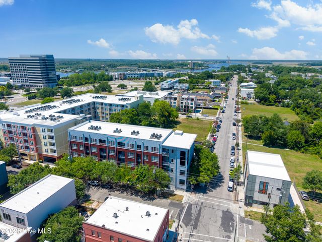 801 N 4th Street Apt 502, Wilmington, NC 28401