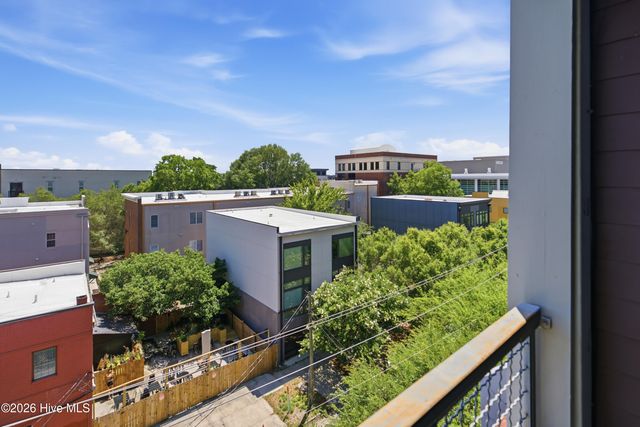 801 N 4th Street Apt 502, Wilmington, NC 28401
