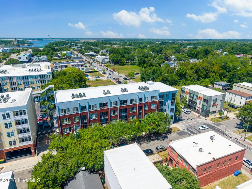 801 N 4th Street Apt 502, Wilmington, NC 28401