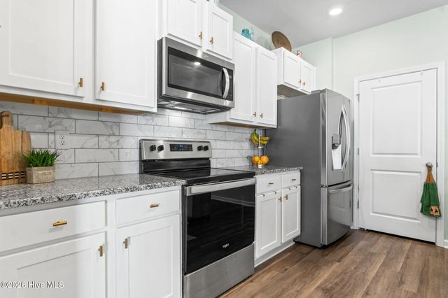 1006 Burled Oak Ridge Loop SE, Bolivia, NC 28422