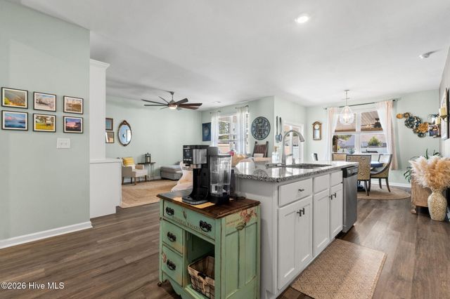 1006 Burled Oak Ridge Loop SE, Bolivia, NC 28422