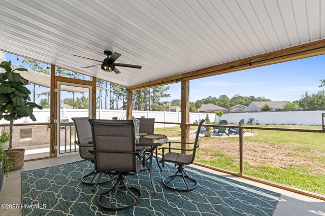 1006 Burled Oak Ridge Loop SE, Bolivia, NC 28422