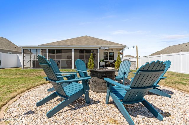 1006 Burled Oak Ridge Loop SE, Bolivia, NC 28422