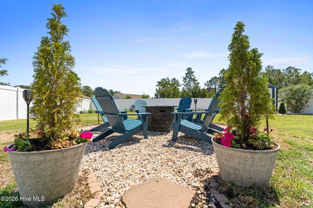 1006 Burled Oak Ridge Loop SE, Bolivia, NC 28422