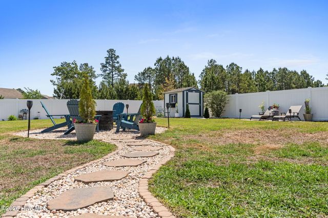 1006 Burled Oak Ridge Loop SE, Bolivia, NC 28422