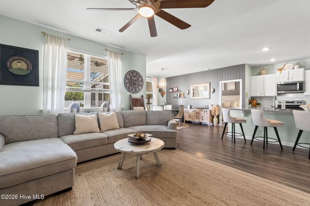 1006 Burled Oak Ridge Loop SE, Bolivia, NC 28422