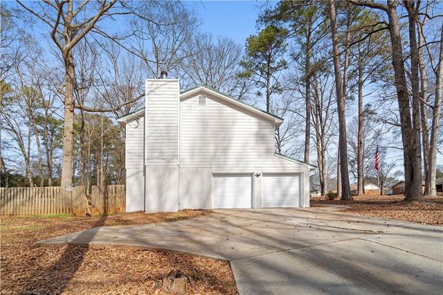 3905 Hunters Chase SW, Conyers, GA 30094