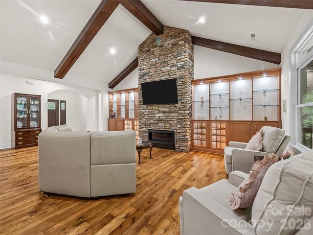 240 Persimmon Hill Drive, Columbus, NC 28722