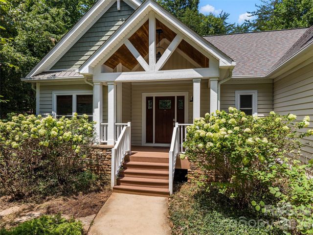 240 Persimmon Hill Drive, Columbus, NC 28722