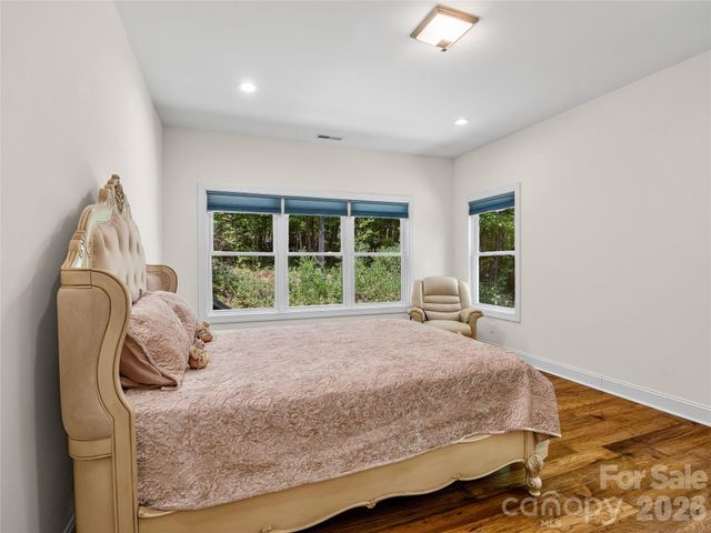 240 Persimmon Hill Drive, Columbus, NC 28722