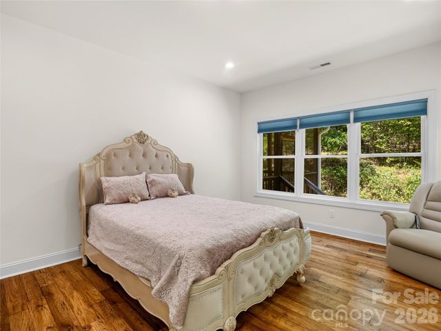 240 Persimmon Hill Drive, Columbus, NC 28722