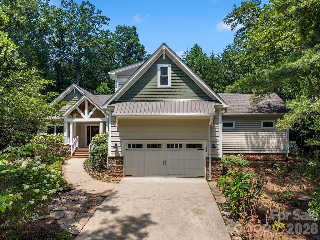 240 Persimmon Hill Drive, Columbus, NC 28722