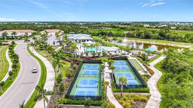 18073 GRAND PROSPERITY DRIVE, Venice, FL 34293