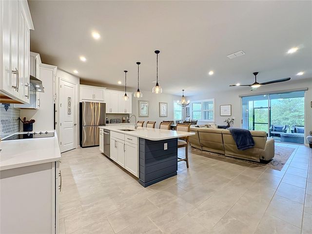 18073 GRAND PROSPERITY DRIVE, Venice, FL 34293