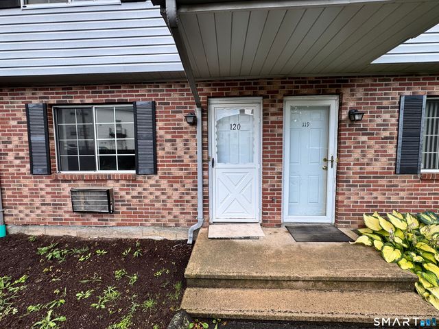 975 Meriden Road 120, Waterbury, CT 06705