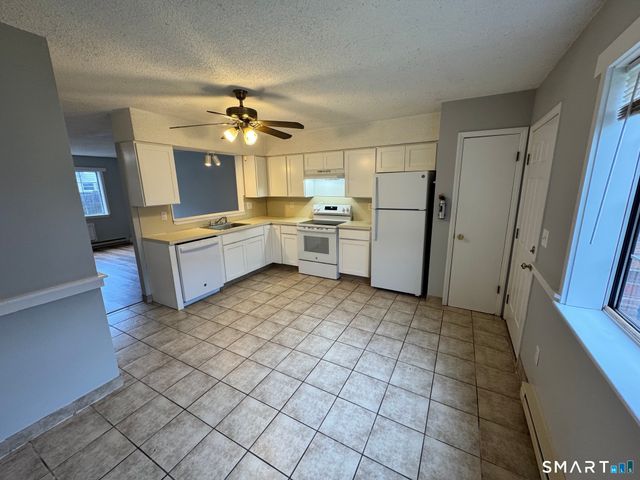 975 Meriden Road 120, Waterbury, CT 06705